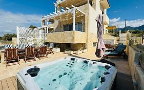 Villa Arkadia Seafront Villa Ai-Lagoudis Beach